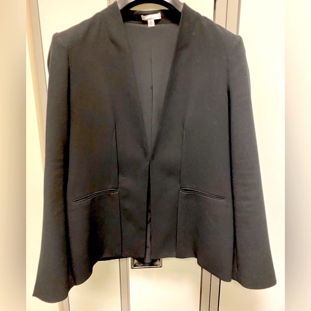 Stunning Halston blazer💥